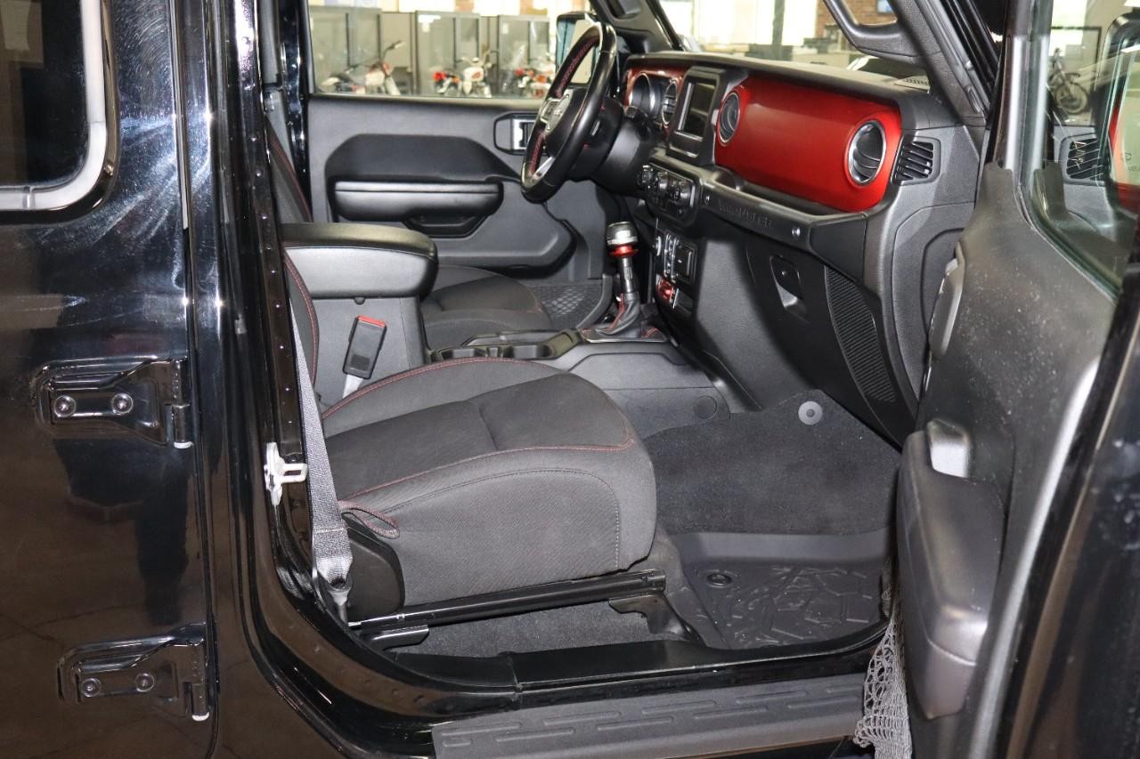 Jeep Wrangler Vehicle Full-screen Gallery Image 35