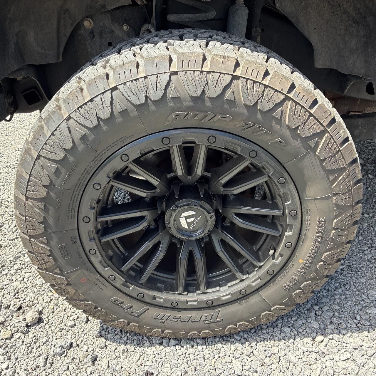 Ford Super Duty F-250 SRW Vehicle Full-screen Gallery Image 8