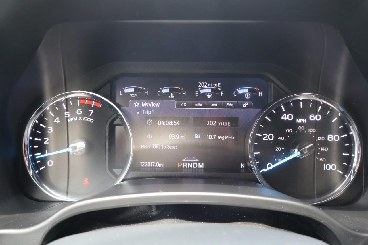 Ford Super Duty F-250 SRW Vehicle Full-screen Gallery Image 14