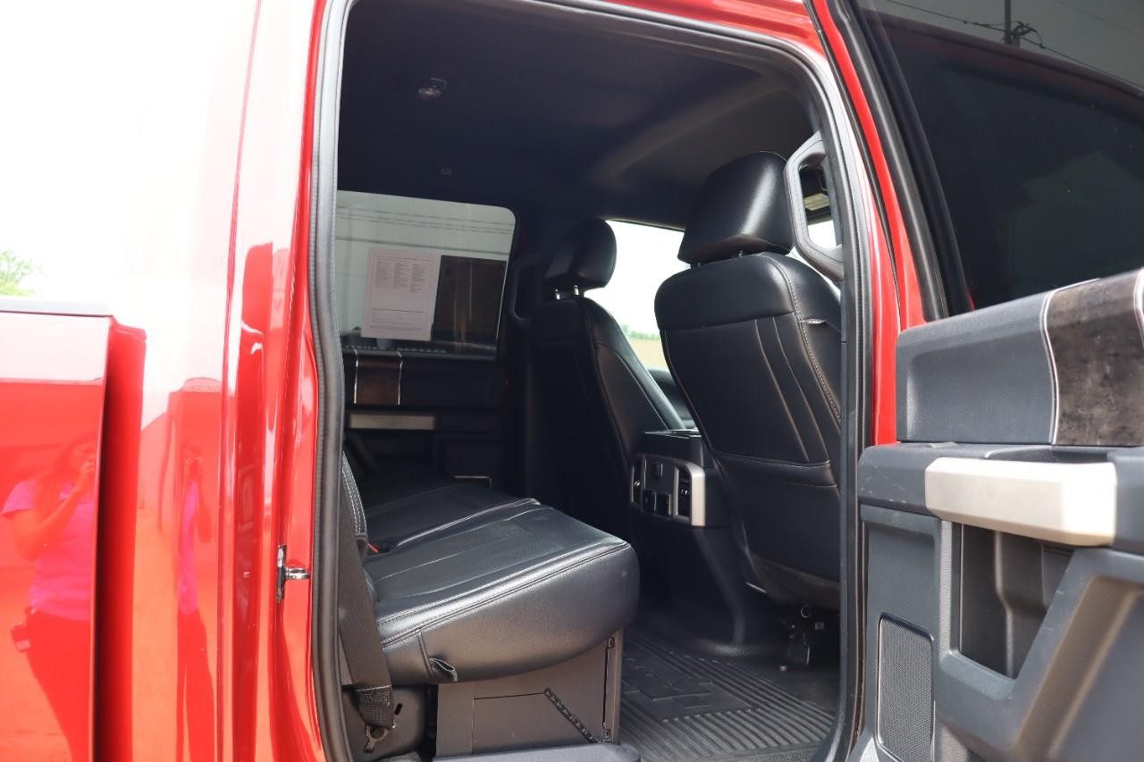 Ford Super Duty F-250 SRW Vehicle Full-screen Gallery Image 20