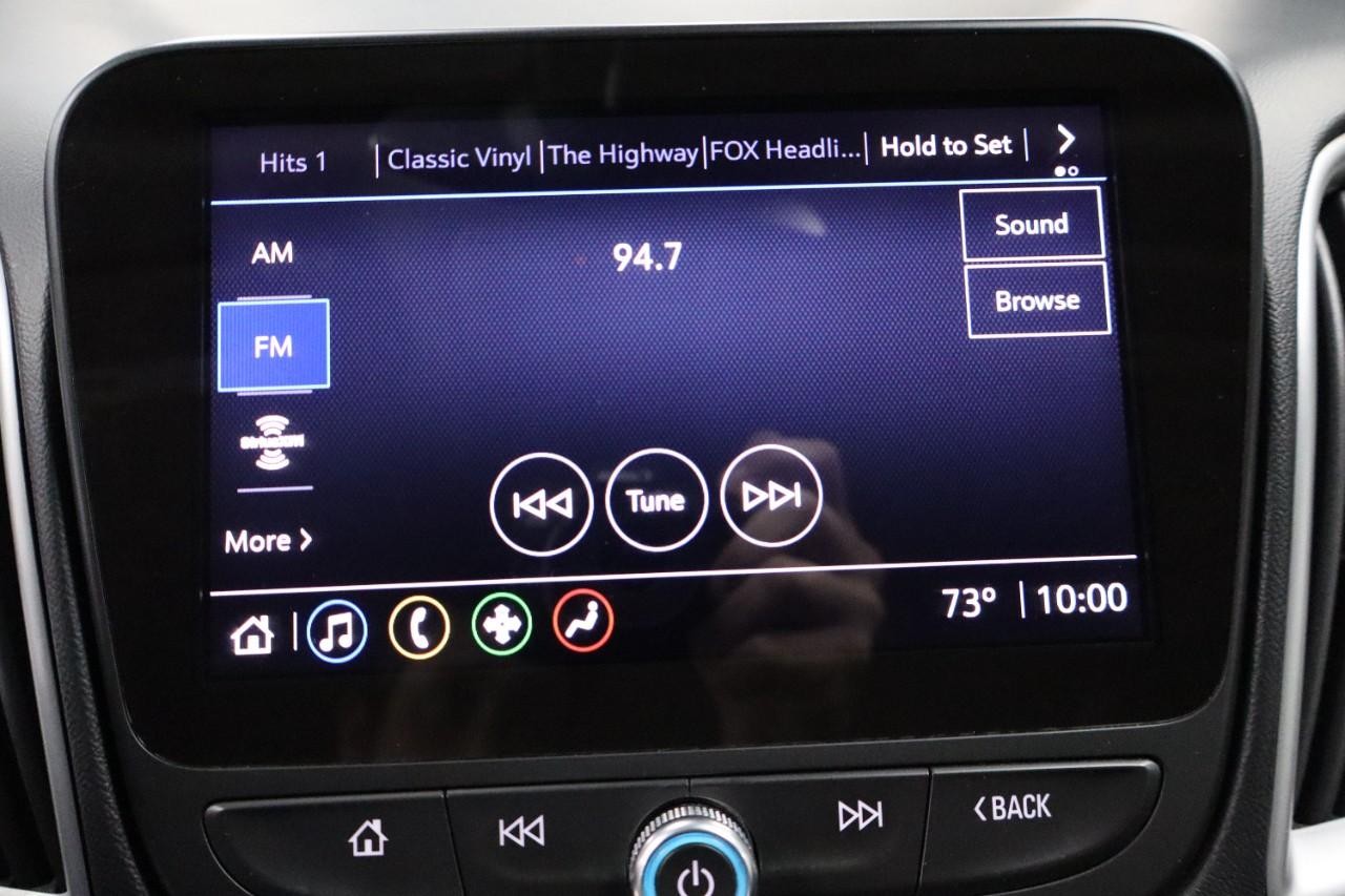 Chevrolet Malibu Vehicle Full-screen Gallery Image 16