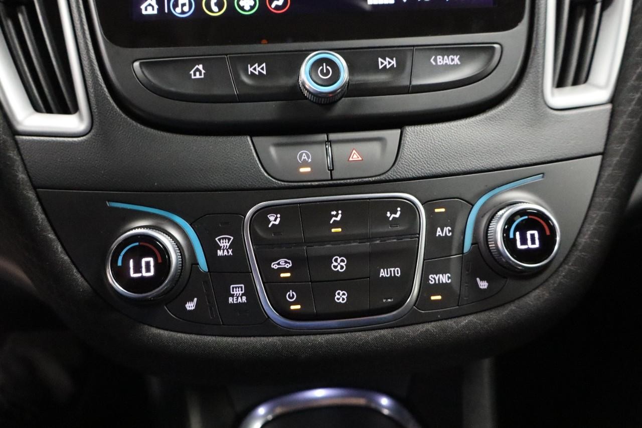 Chevrolet Malibu Vehicle Full-screen Gallery Image 17