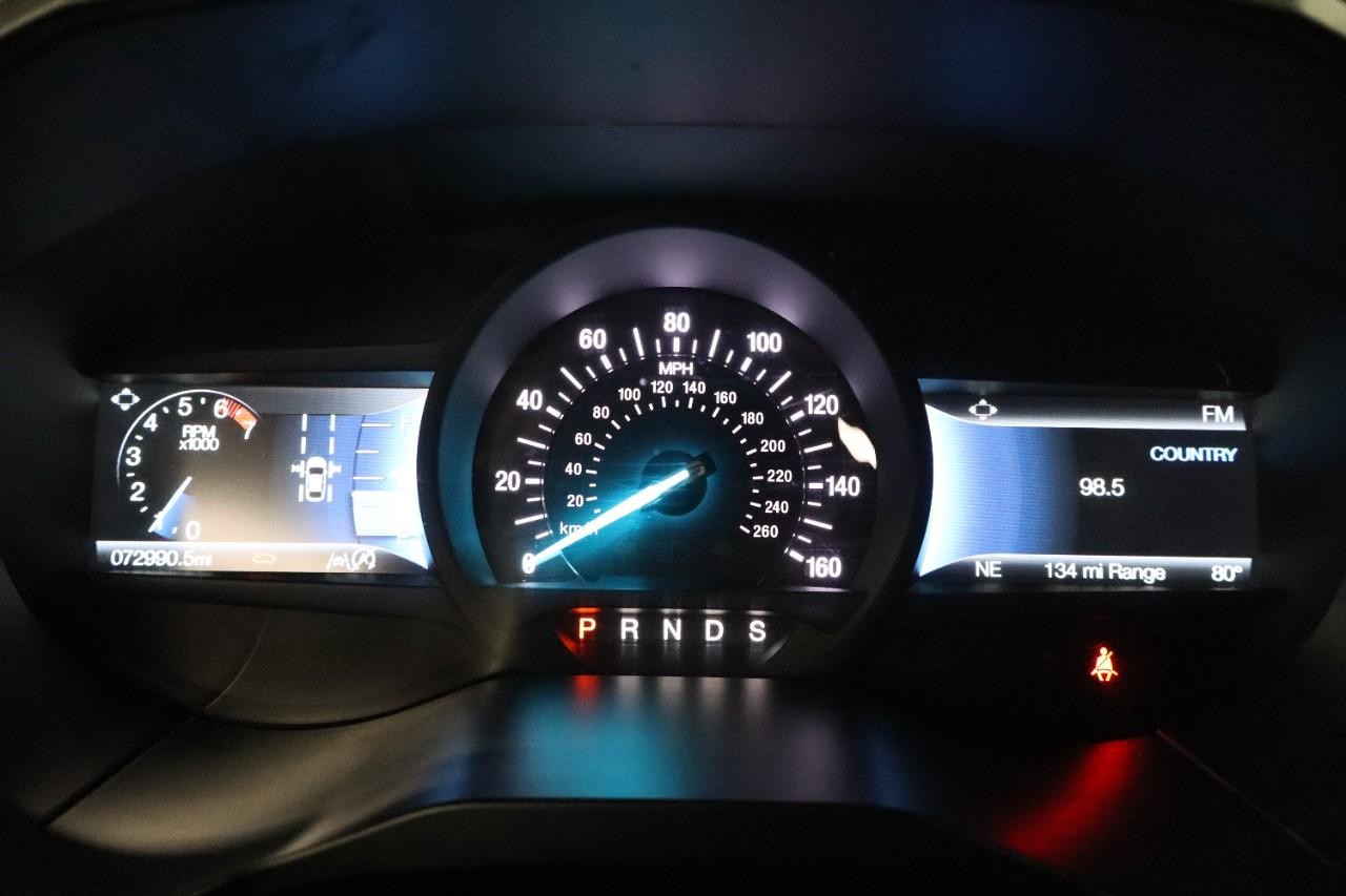Ford Edge Vehicle Full-screen Gallery Image 16