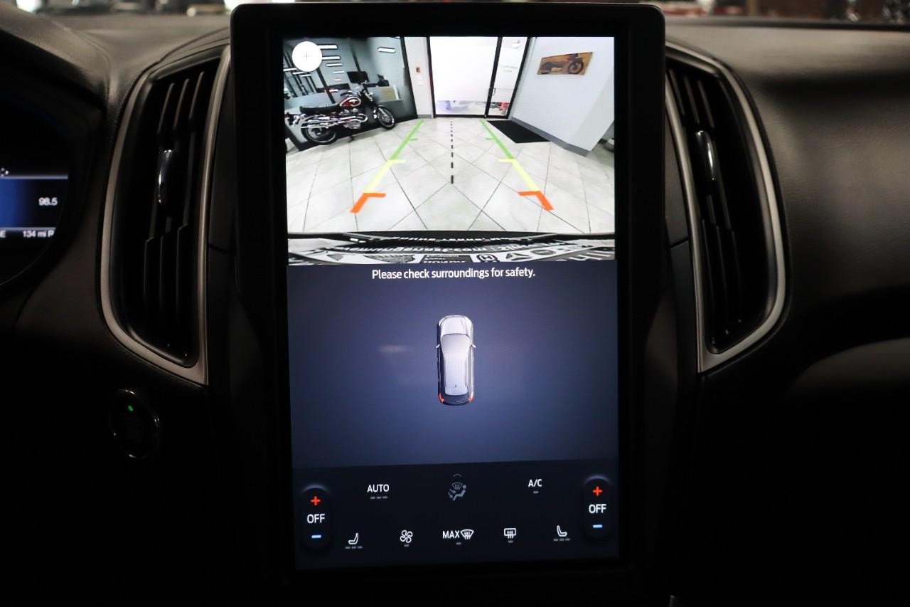 Ford Edge Vehicle Full-screen Gallery Image 20