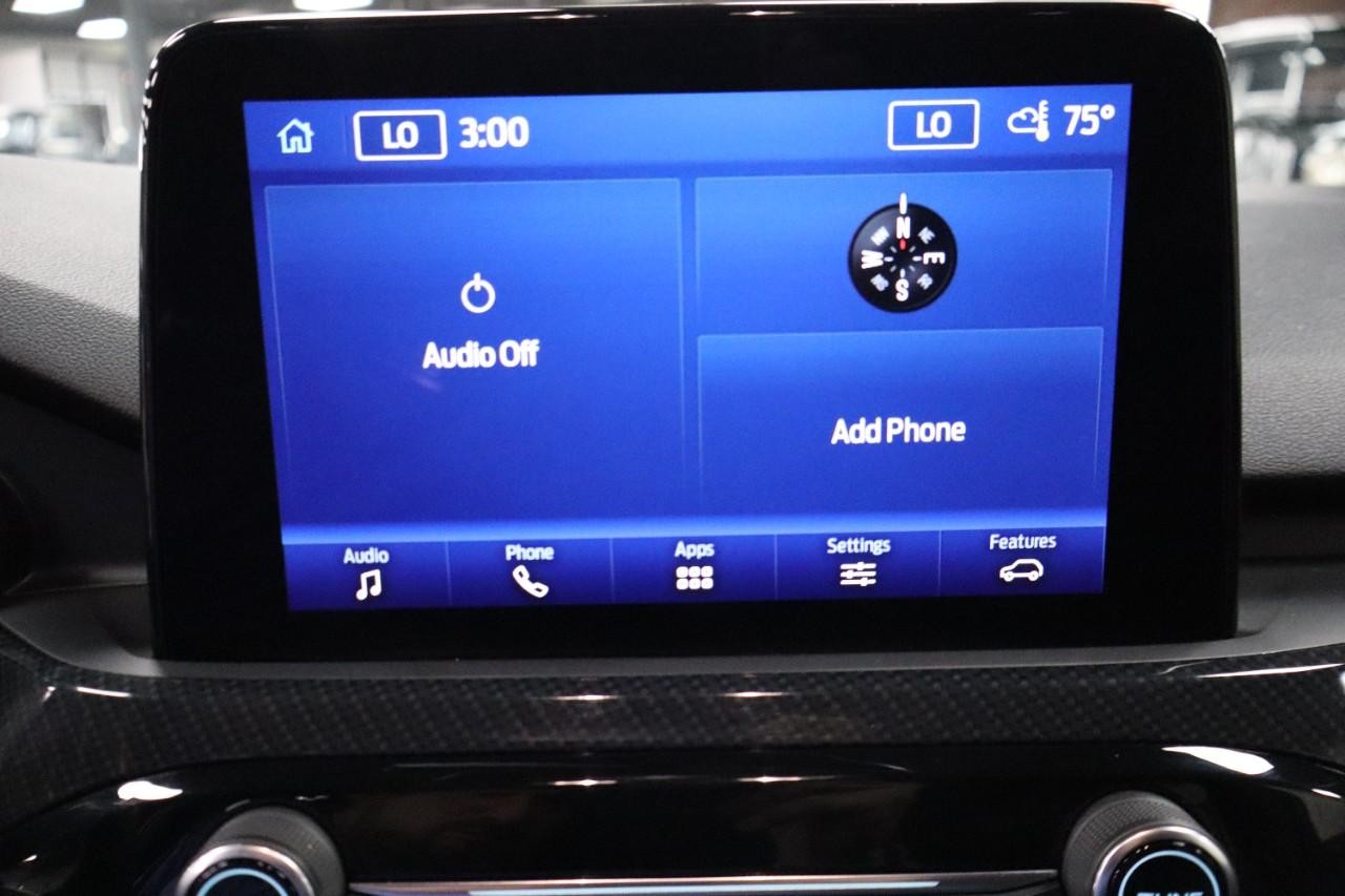 Ford Escape Vehicle Full-screen Gallery Image 16