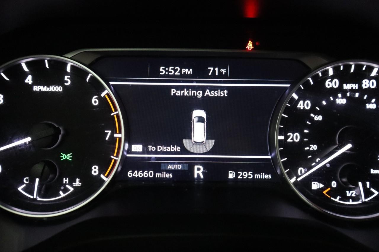 Nissan Rogue Vehicle Full-screen Gallery Image 21