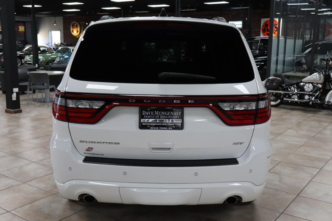 Dodge Durango Vehicle Full-screen Gallery Image 4