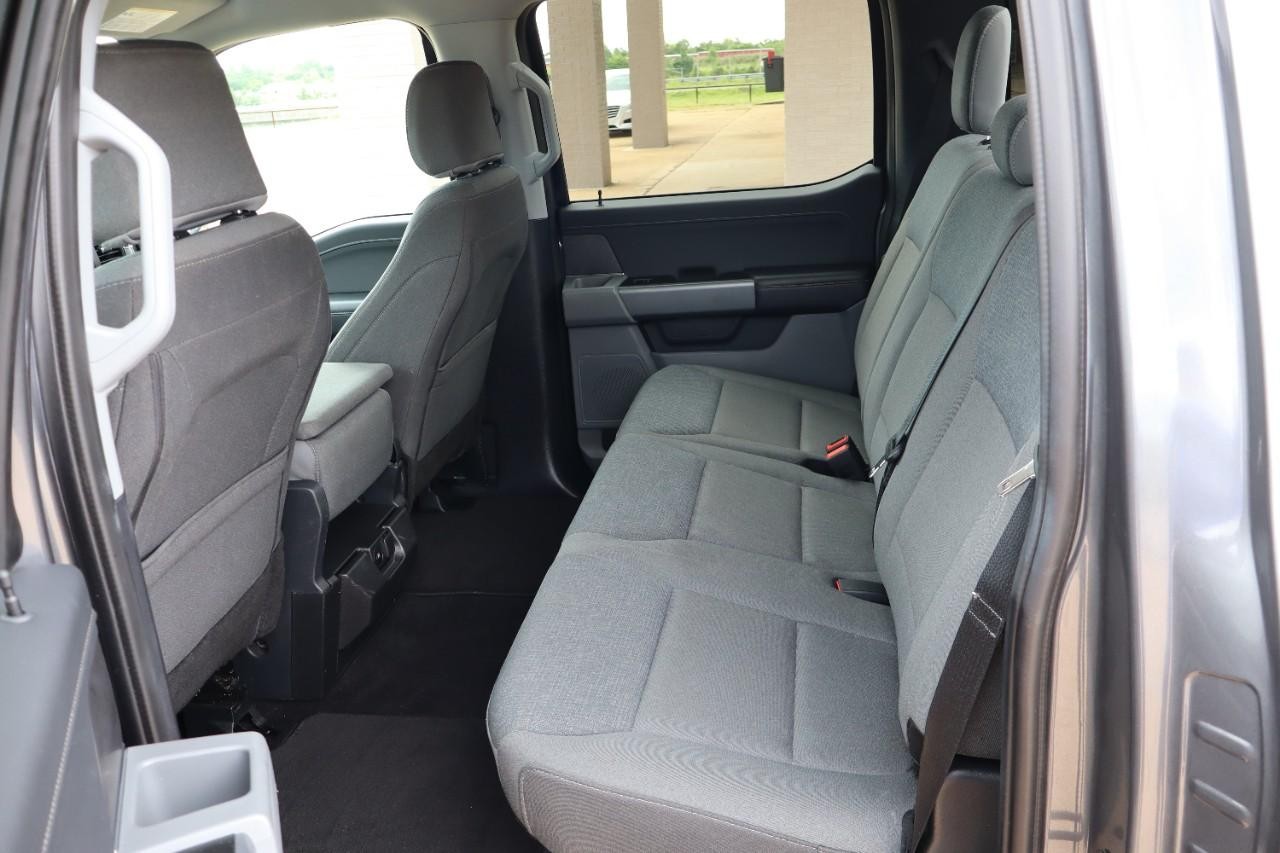 Ford F-150 Vehicle Full-screen Gallery Image 19