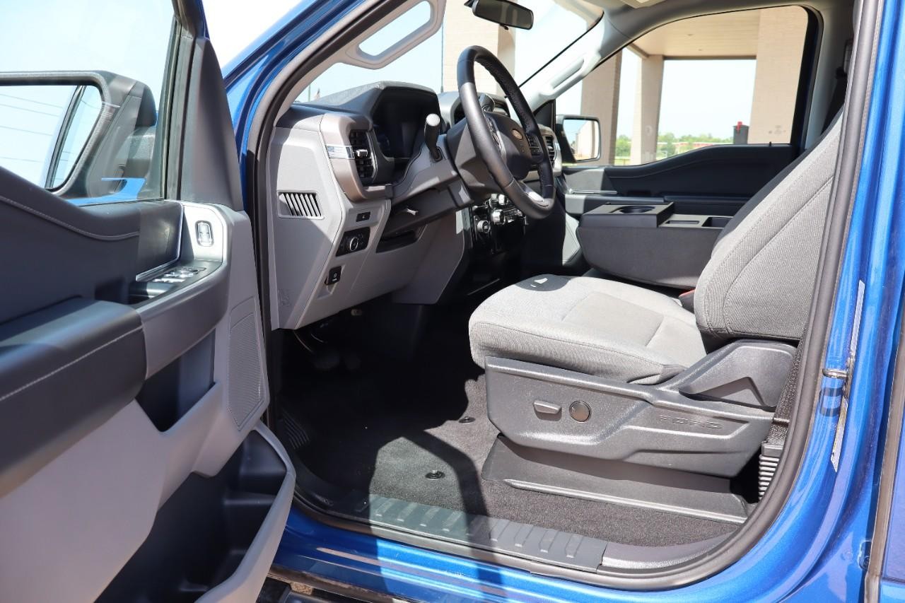 Ford F-150 Vehicle Full-screen Gallery Image 10