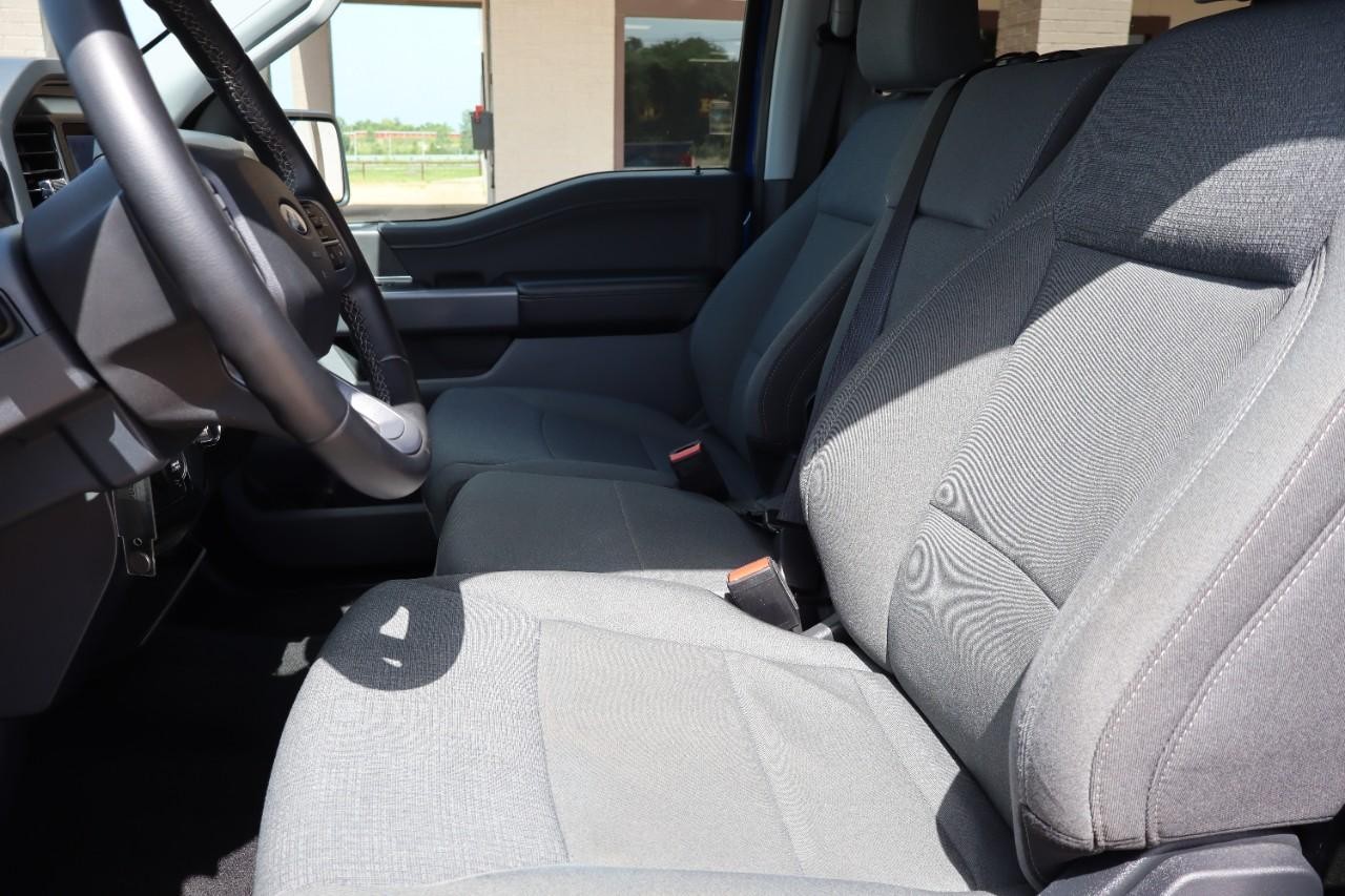 Ford F-150 Vehicle Full-screen Gallery Image 14