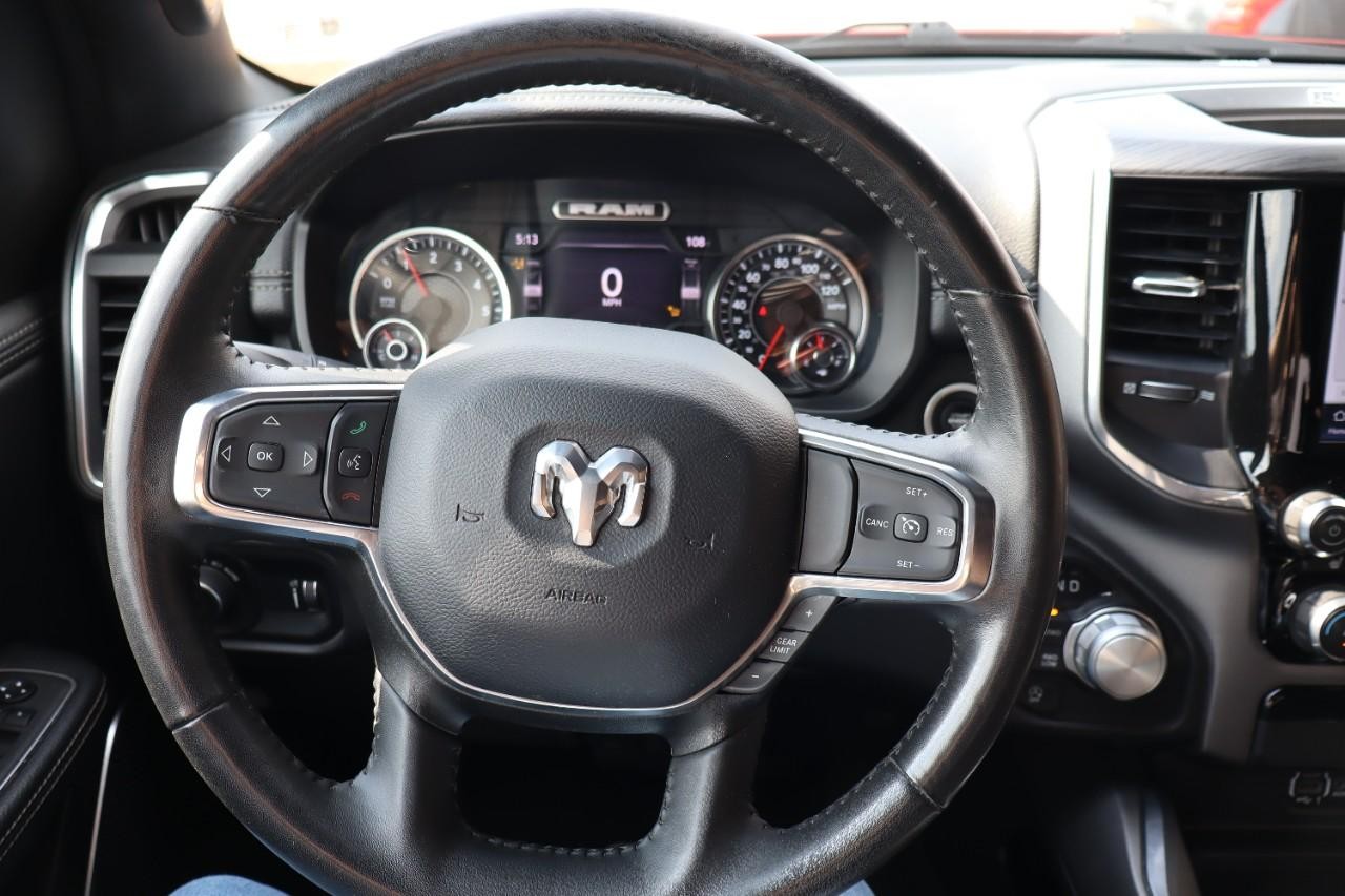 Ram 1500 Vehicle Full-screen Gallery Image 13