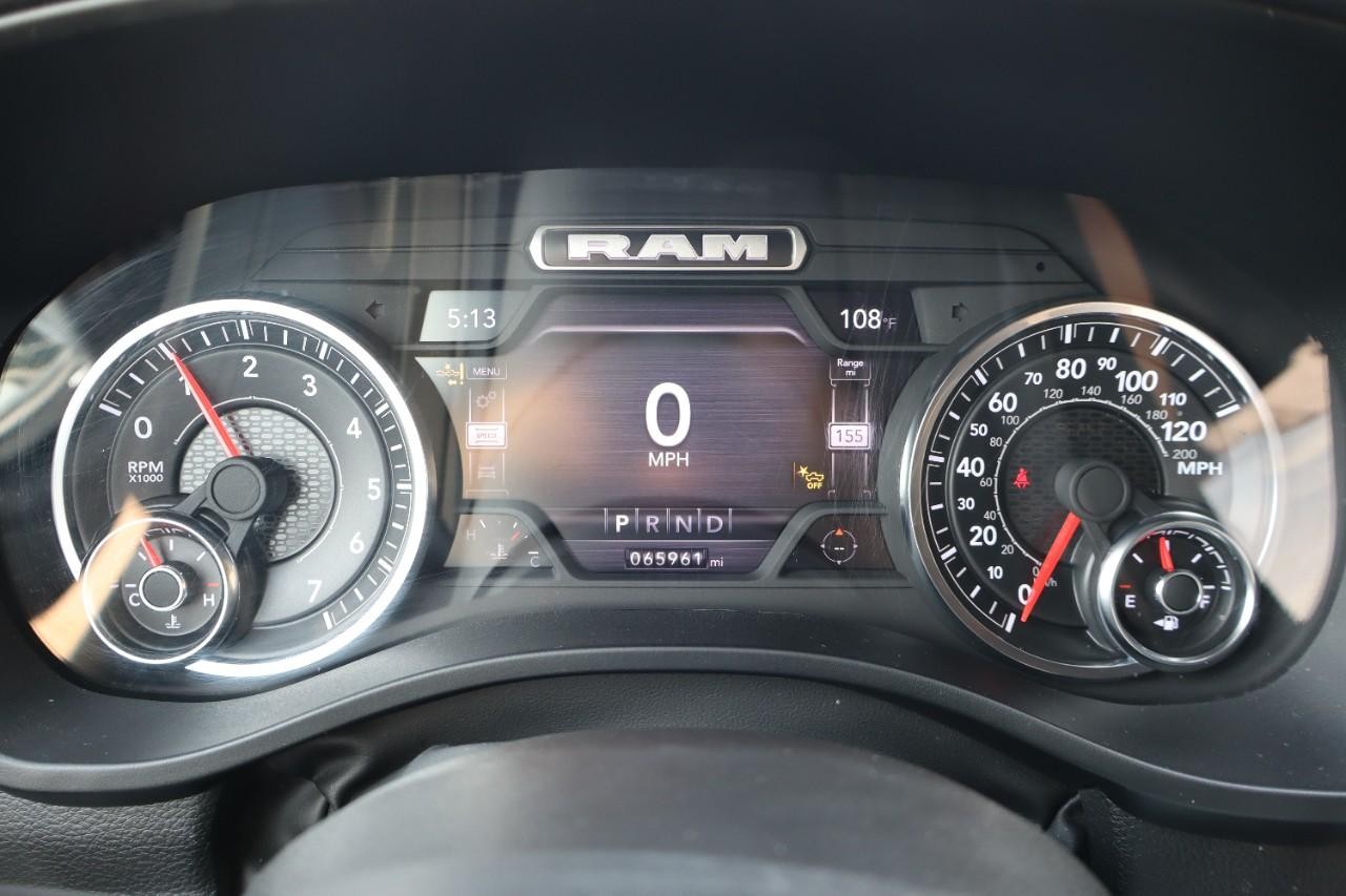 Ram 1500 Vehicle Full-screen Gallery Image 14