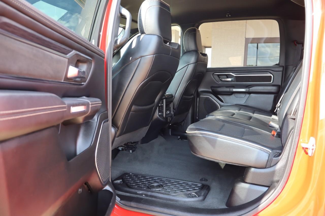 Ram 1500 Vehicle Full-screen Gallery Image 22