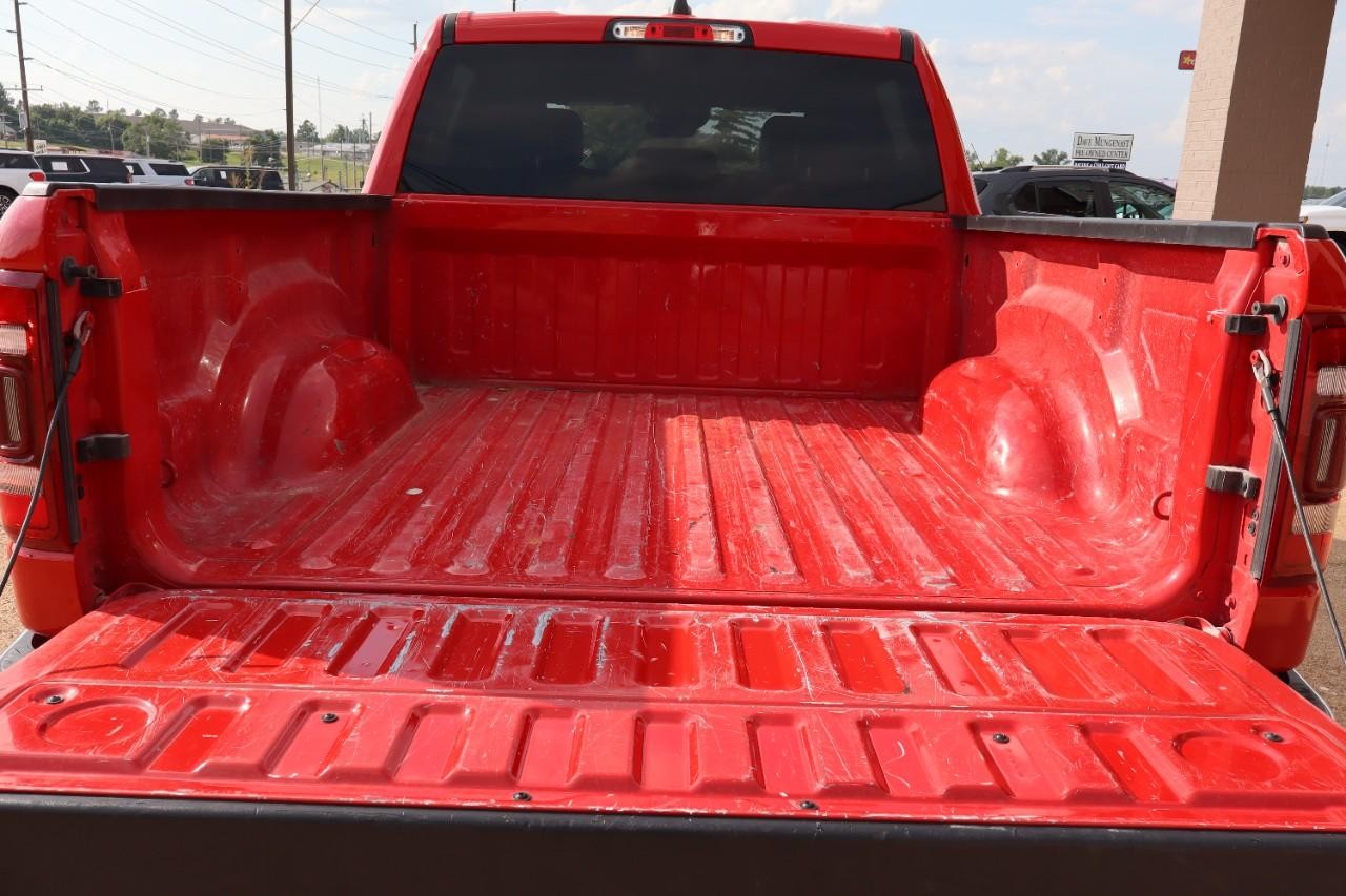 Ram 1500 Vehicle Full-screen Gallery Image 24