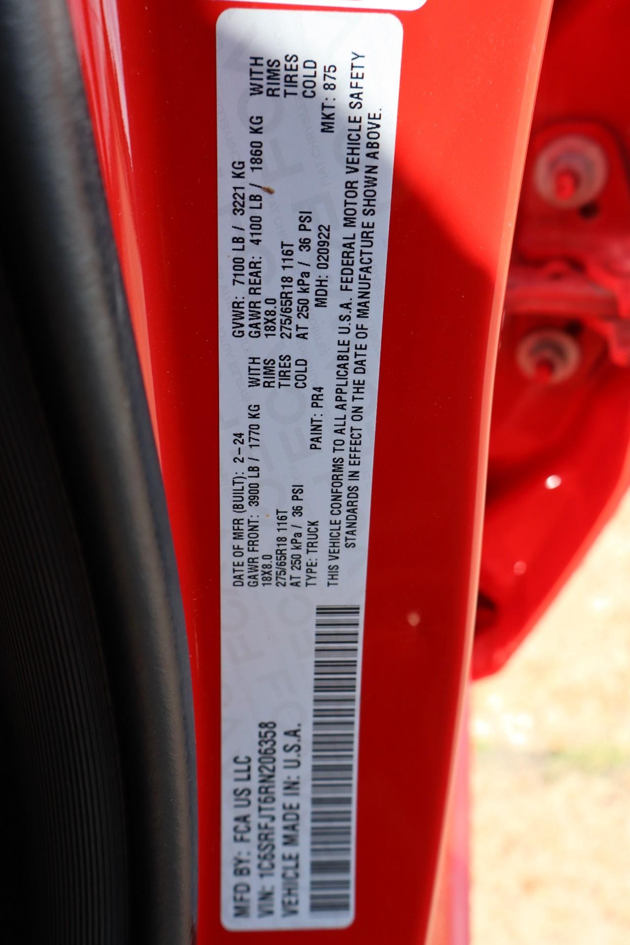 Ram 1500 Vehicle Full-screen Gallery Image 30