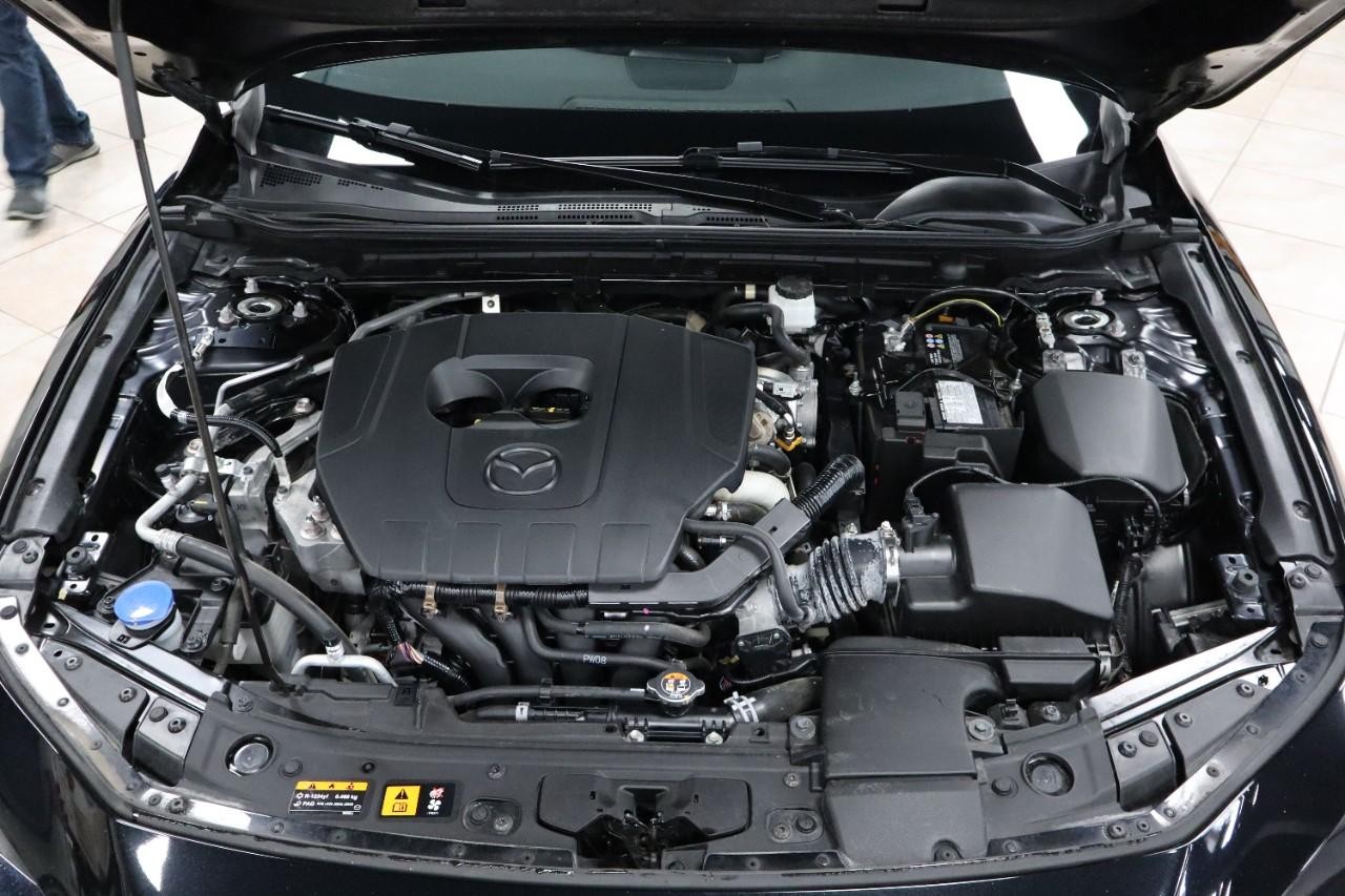 Mazda Mazda3 Sedan Vehicle Full-screen Gallery Image 28