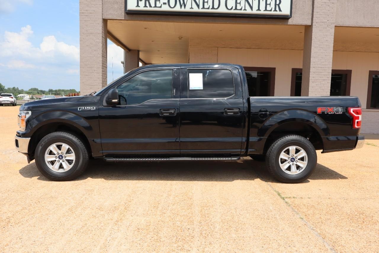 Ford F-150 Vehicle Full-screen Gallery Image 2