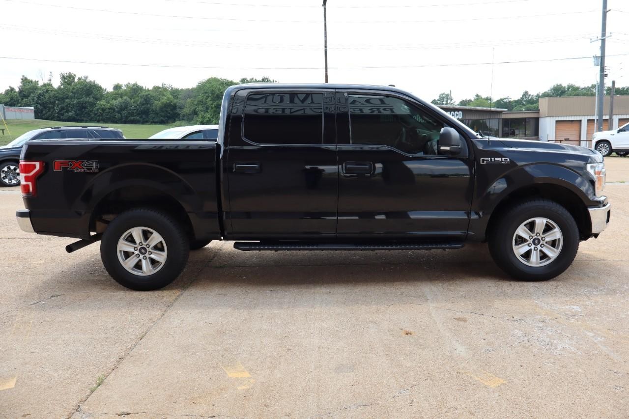 Ford F-150 Vehicle Full-screen Gallery Image 7