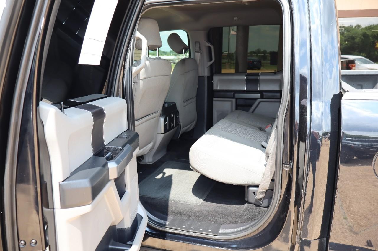 Ford F-150 Vehicle Full-screen Gallery Image 22