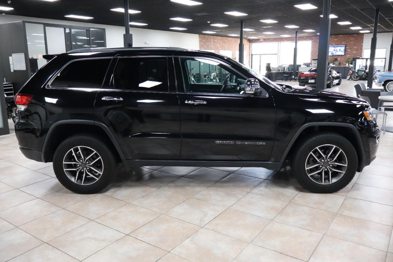 Jeep Grand Cherokee Vehicle Full-screen Gallery Image 7