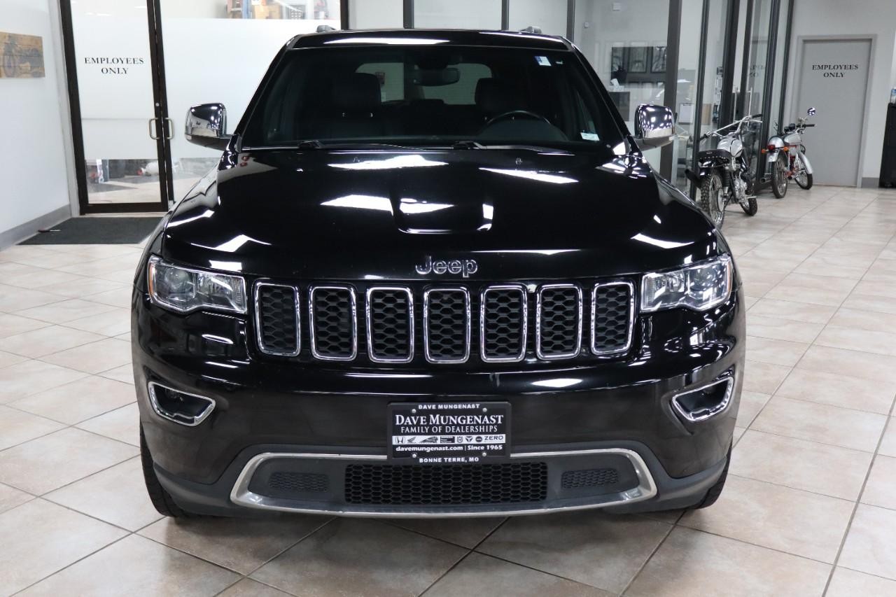 Jeep Grand Cherokee Vehicle Full-screen Gallery Image 9