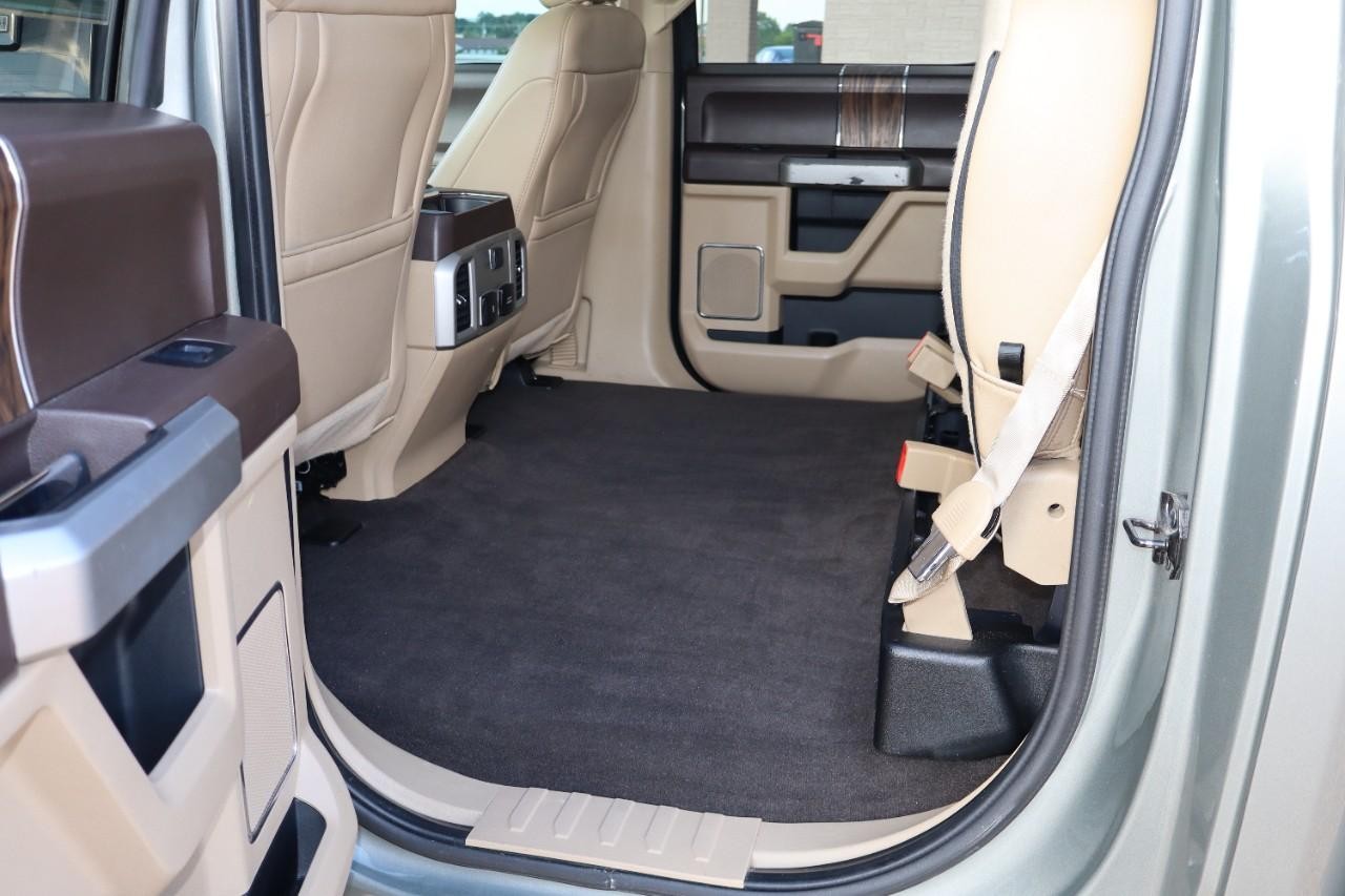 Ford F-150 Vehicle Full-screen Gallery Image 22