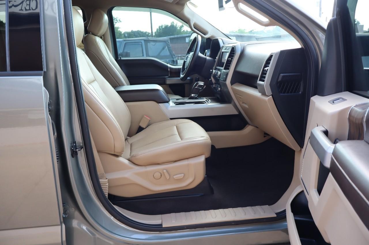 Ford F-150 Vehicle Full-screen Gallery Image 28