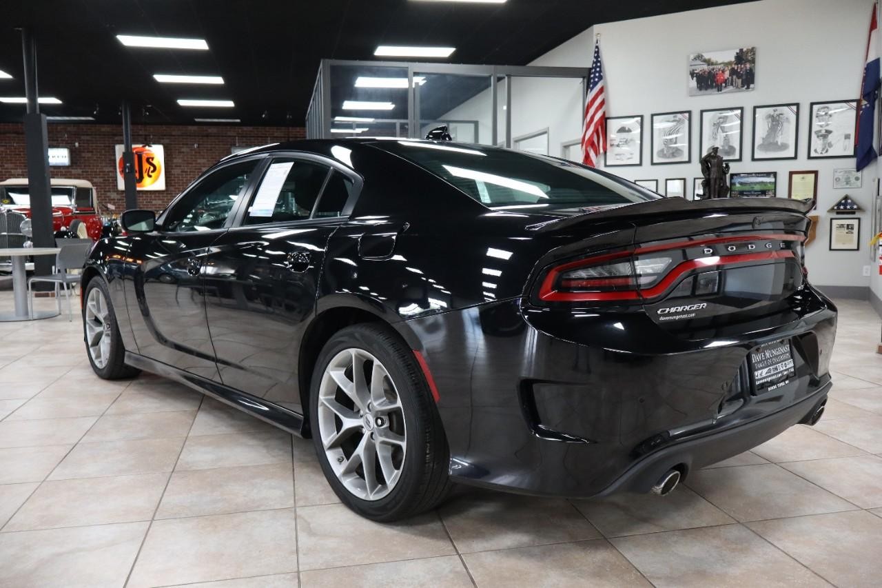 Dodge Charger Vehicle Full-screen Gallery Image 4