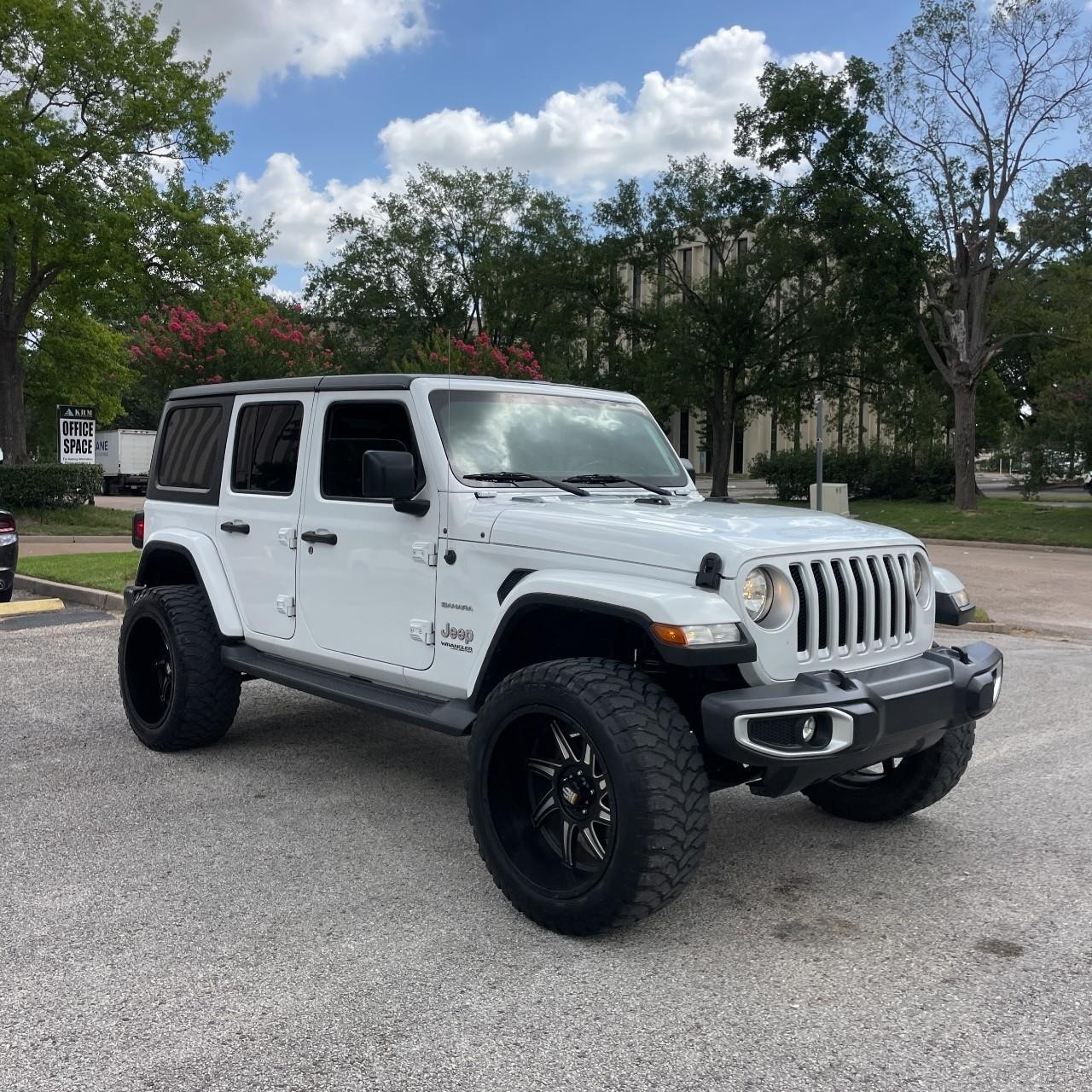 Jeep Wrangler Unlimited Vehicle Full-screen Gallery Image 7
