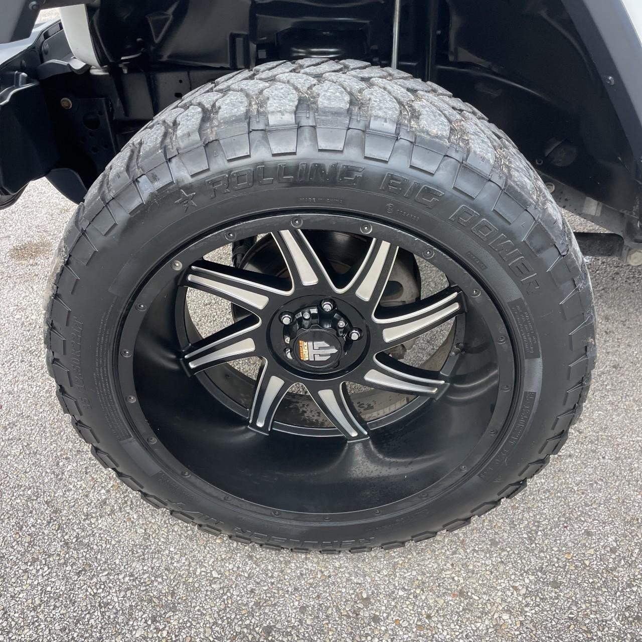 Jeep Wrangler Unlimited Vehicle Full-screen Gallery Image 10