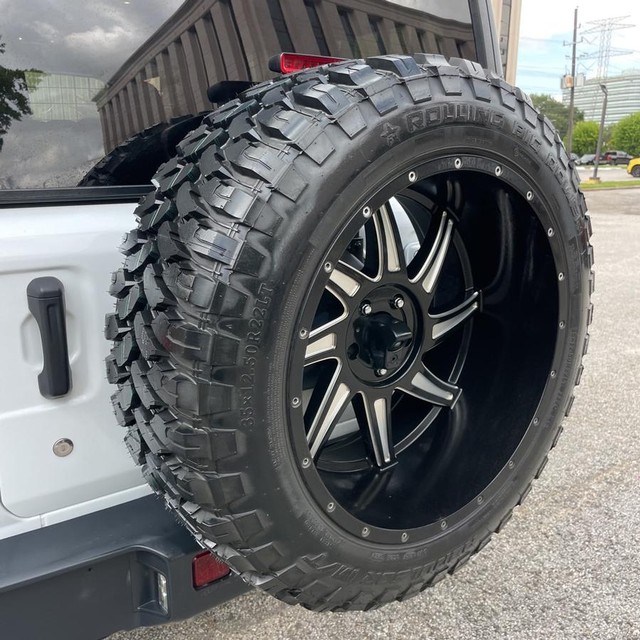 Jeep Wrangler Unlimited Vehicle Full-screen Gallery Image 20