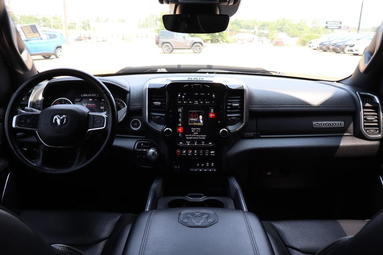 Ram 1500 Vehicle Full-screen Gallery Image 12