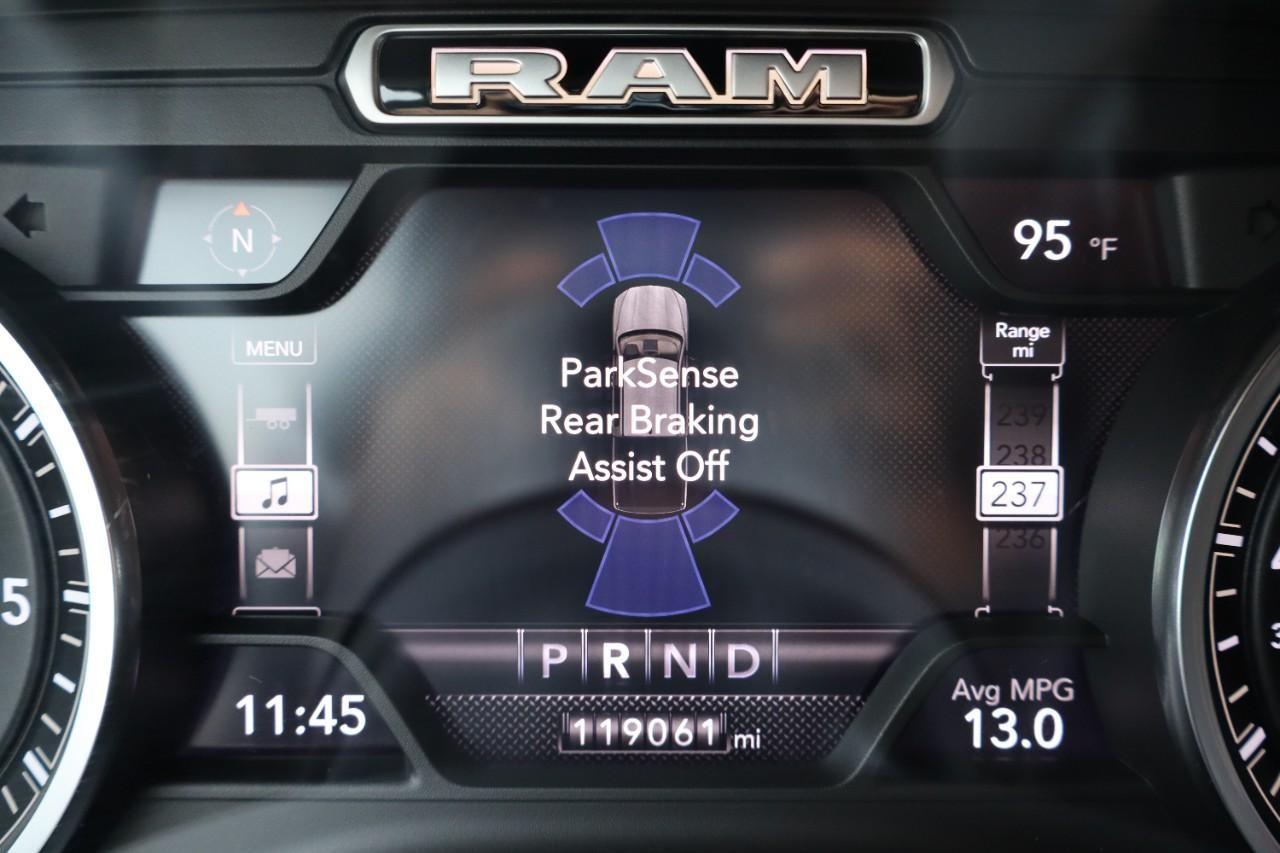 Ram 1500 Vehicle Full-screen Gallery Image 21