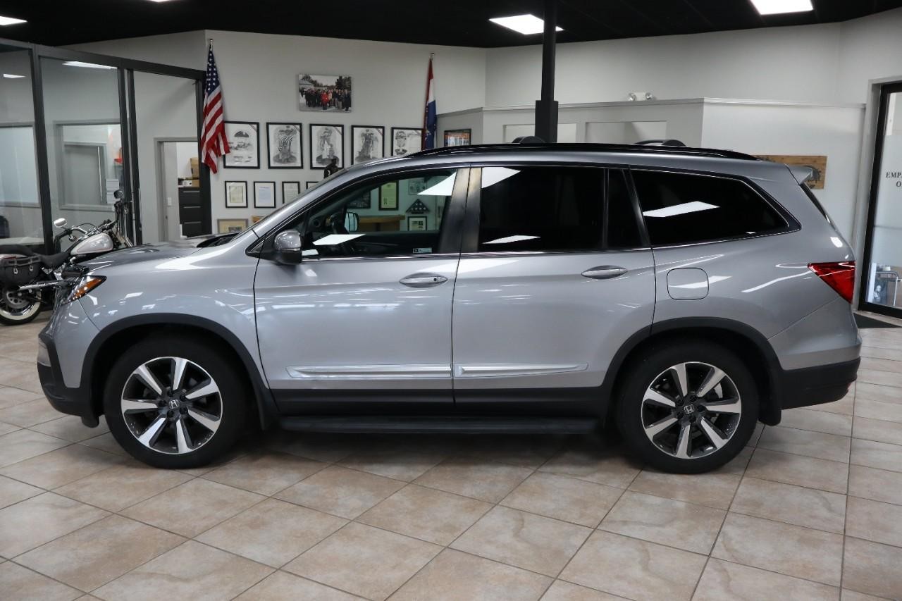 Honda Pilot Vehicle Full-screen Gallery Image 3