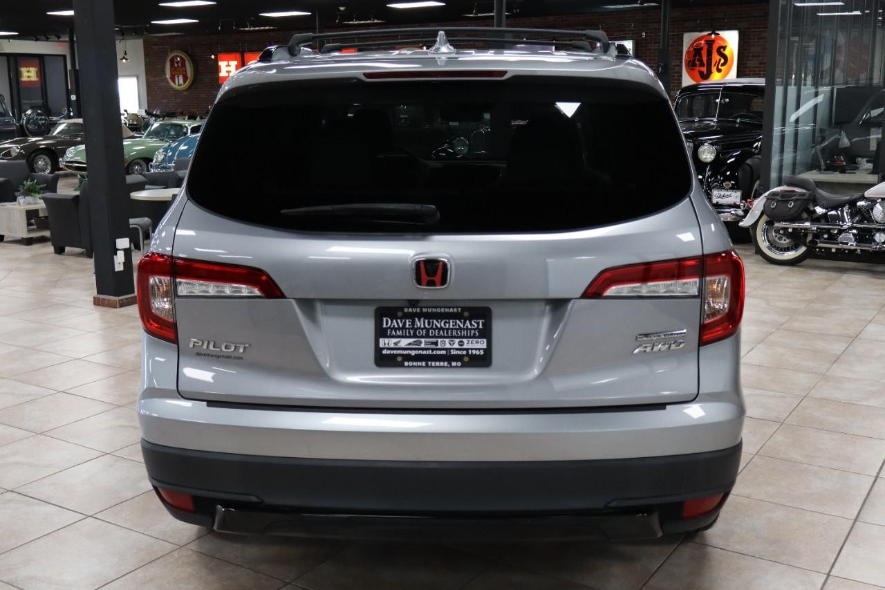 Honda Pilot Vehicle Full-screen Gallery Image 5