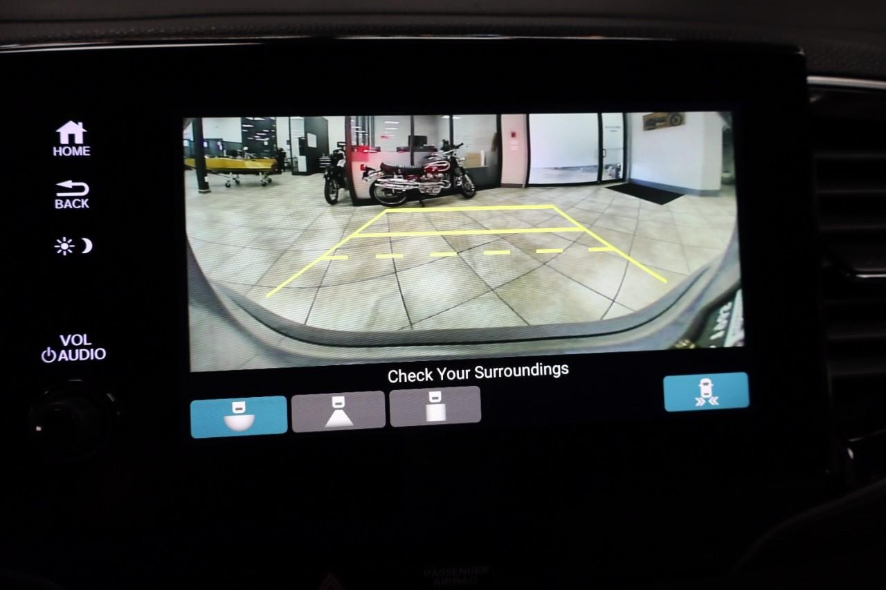 Honda Pilot Vehicle Full-screen Gallery Image 16