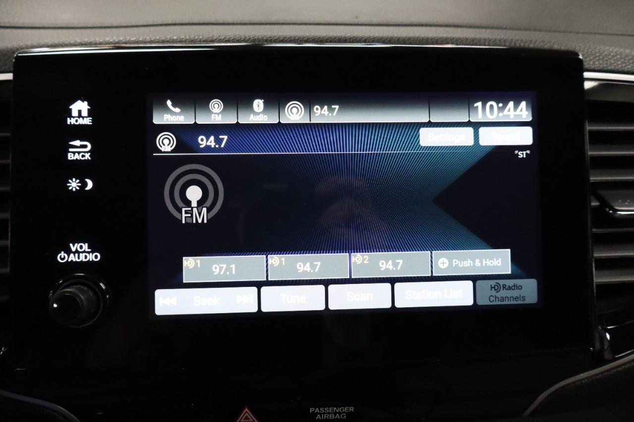 Honda Pilot Vehicle Full-screen Gallery Image 17