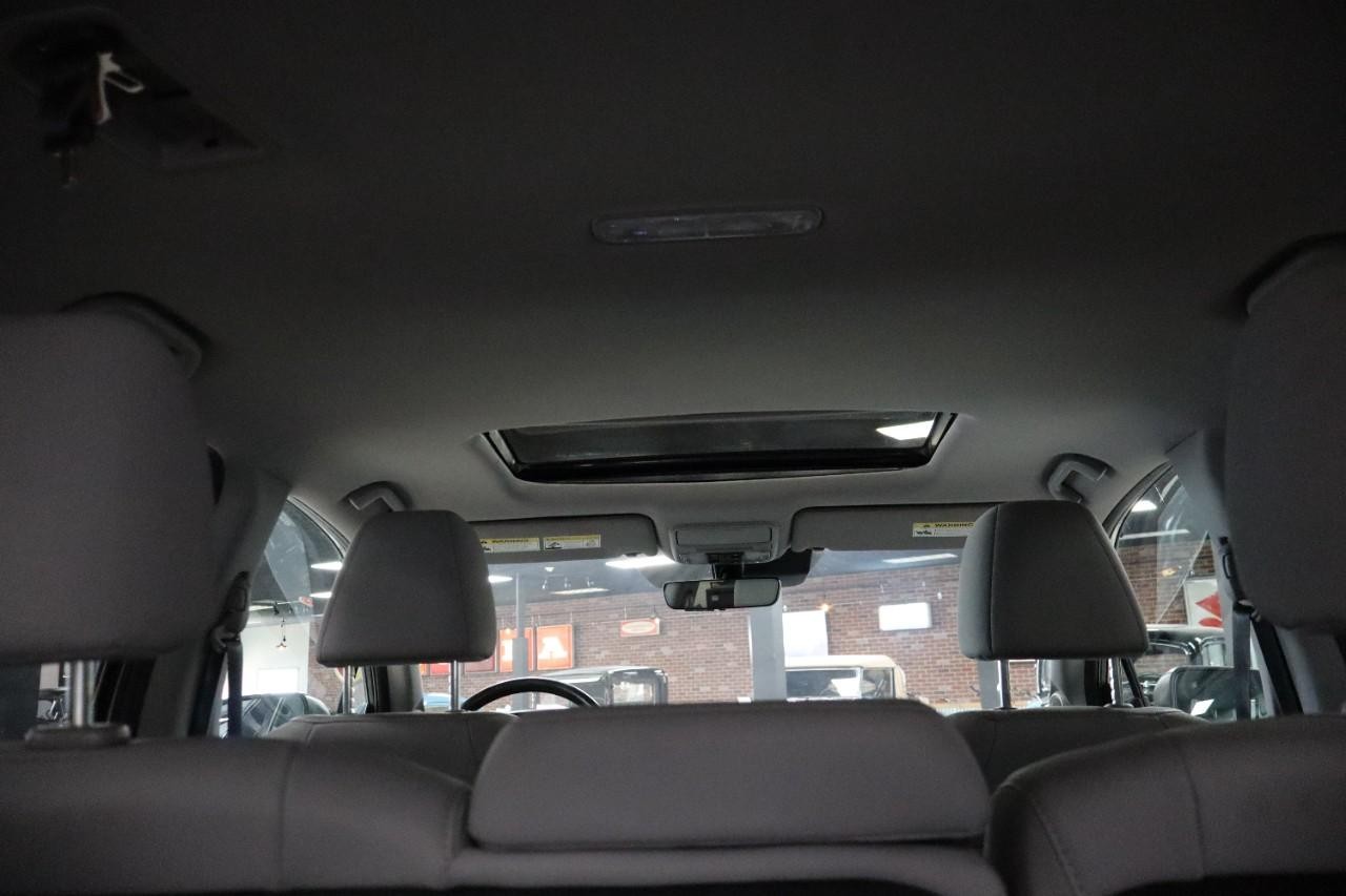 Honda Pilot Vehicle Full-screen Gallery Image 23
