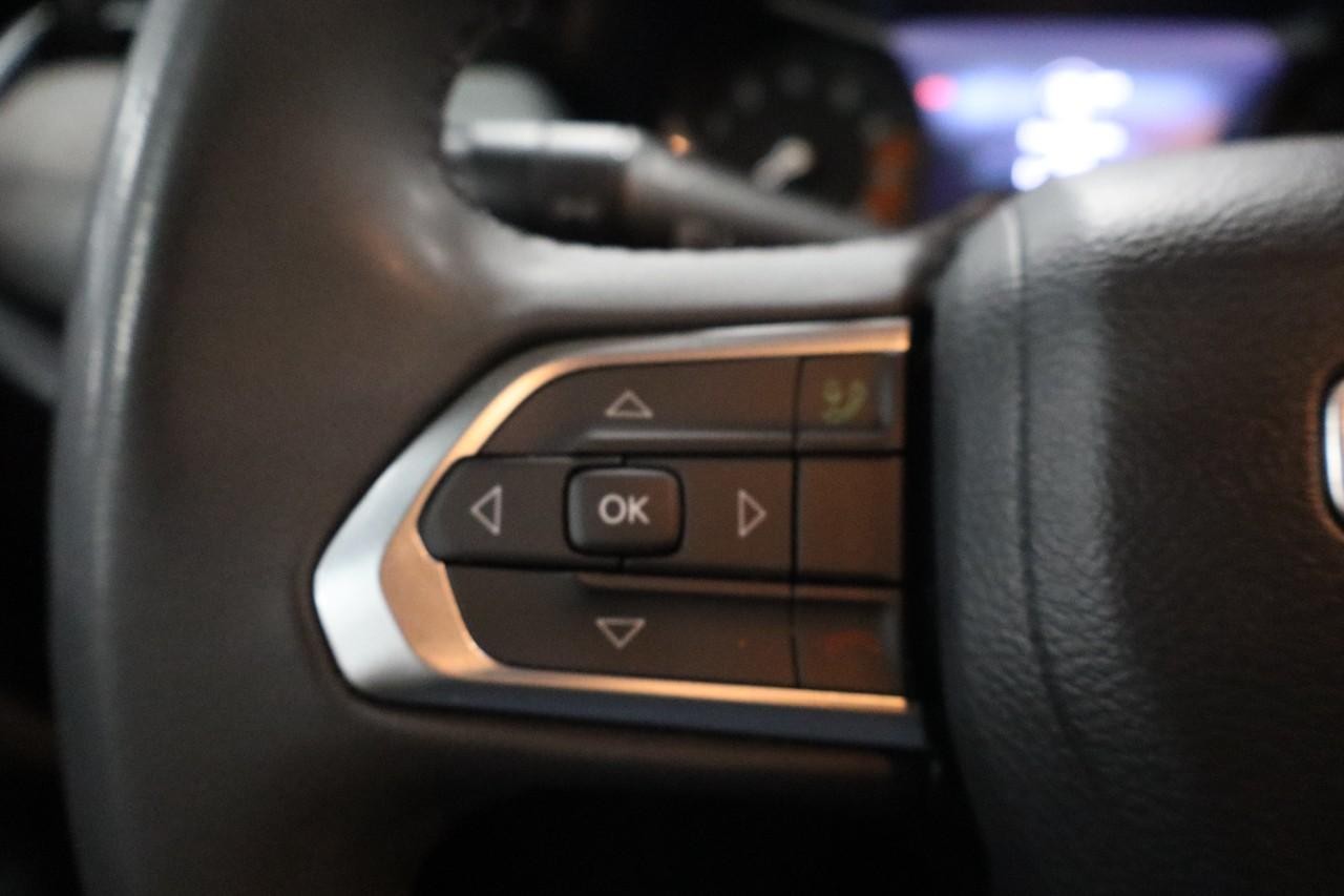 Jeep Compass Vehicle Full-screen Gallery Image 14