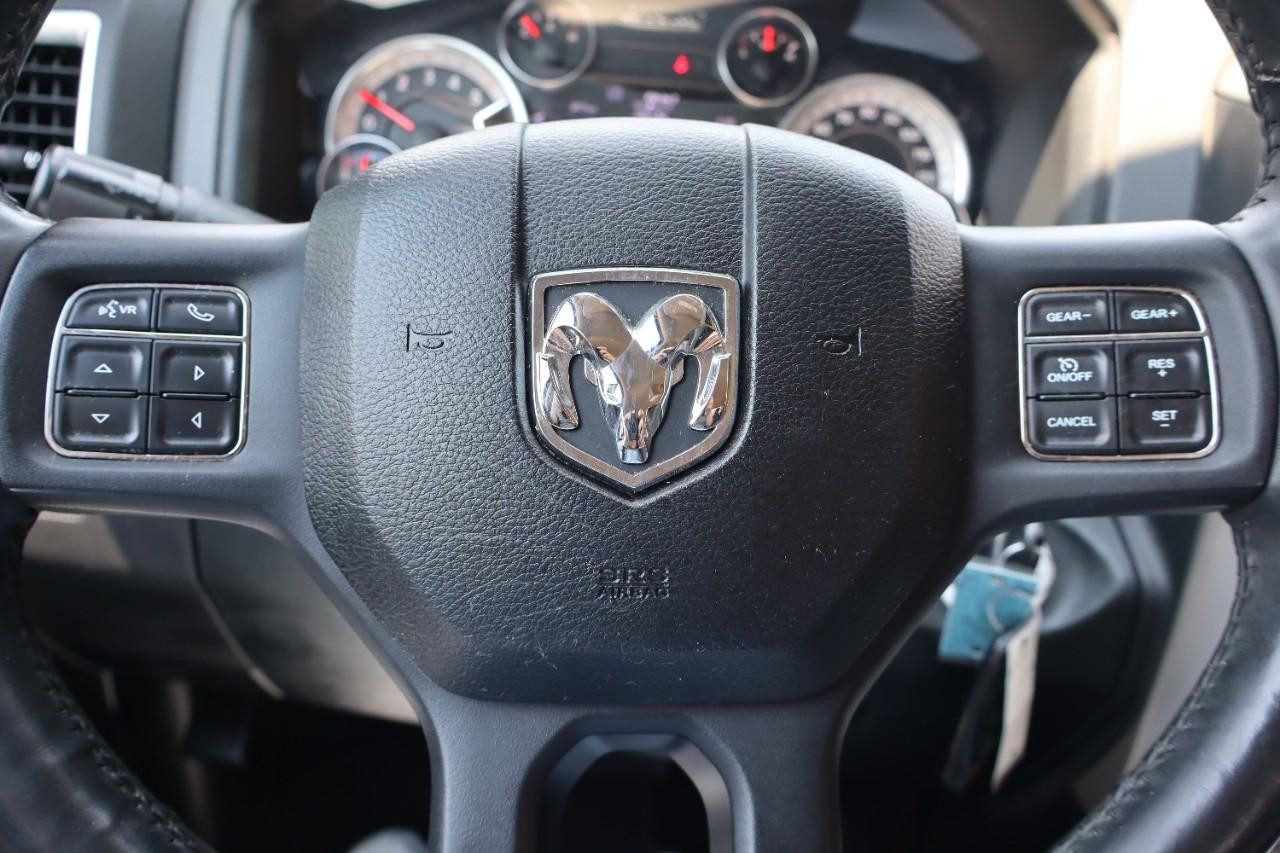 Ram 1500 Vehicle Full-screen Gallery Image 14