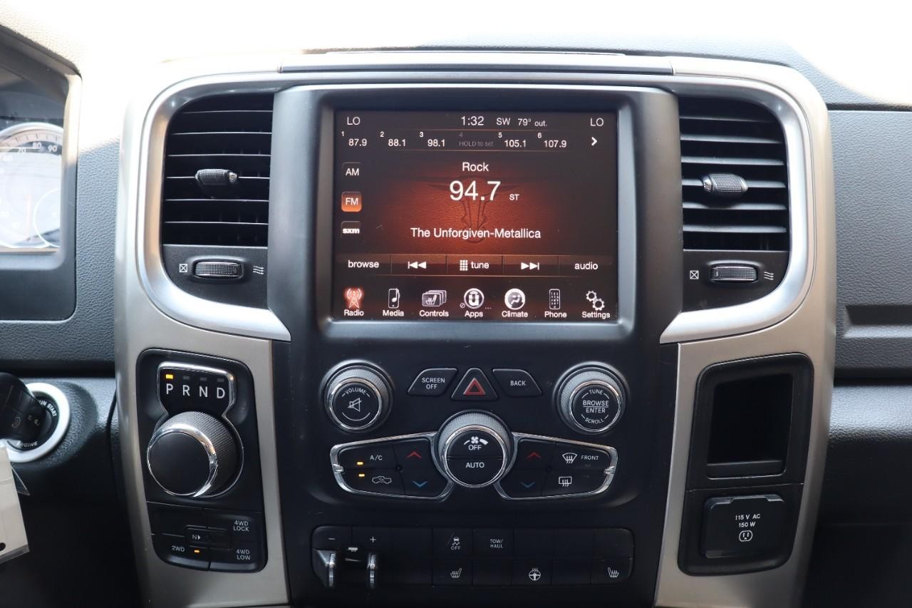 Ram 1500 Vehicle Full-screen Gallery Image 17