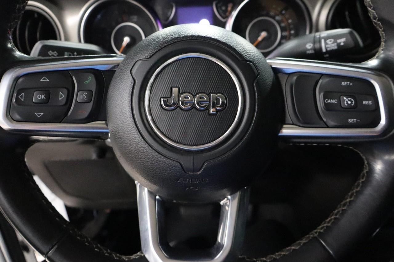 Jeep Gladiator Vehicle Full-screen Gallery Image 15