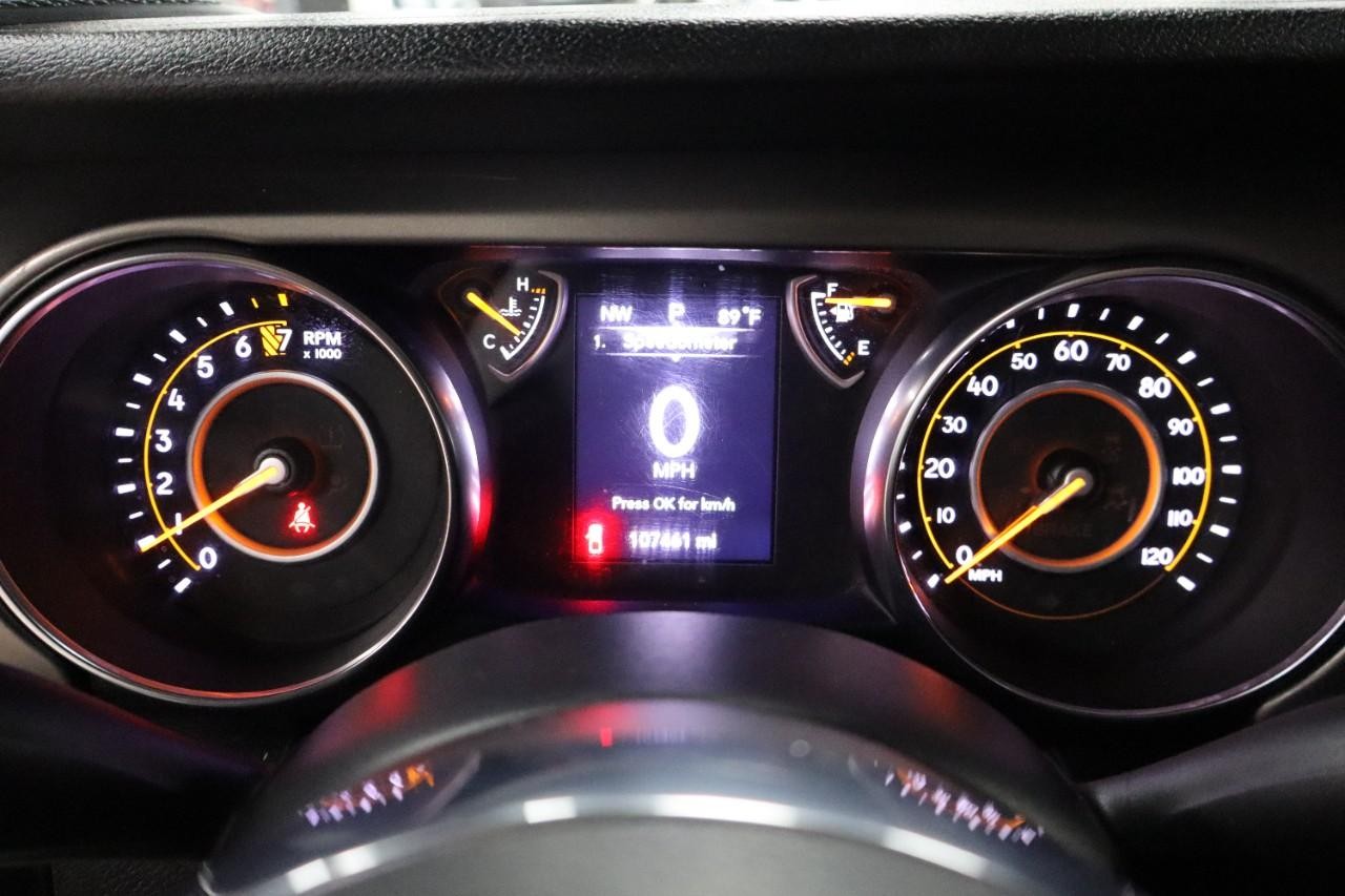Jeep Gladiator Vehicle Full-screen Gallery Image 16