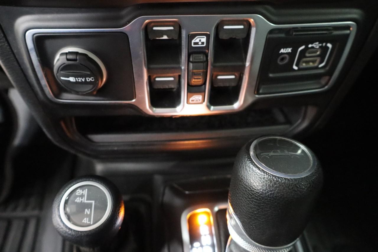 Jeep Gladiator Vehicle Full-screen Gallery Image 19