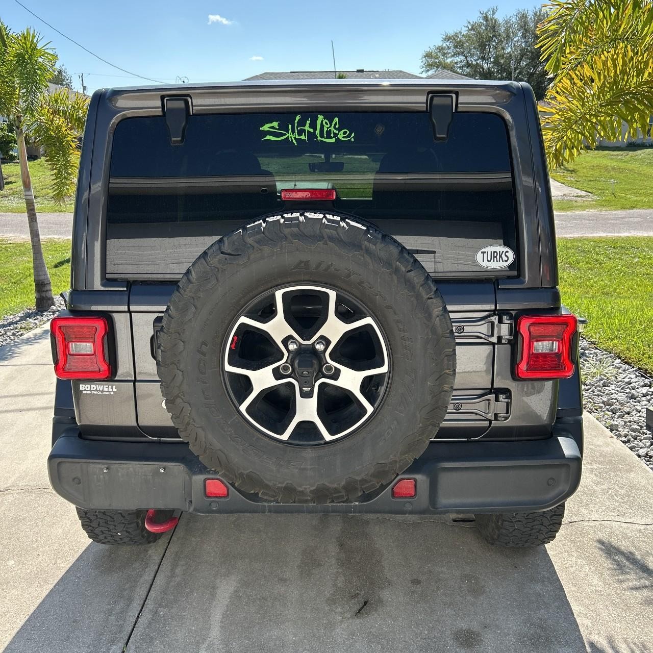 Jeep Wrangler Unlimited Vehicle Full-screen Gallery Image 4
