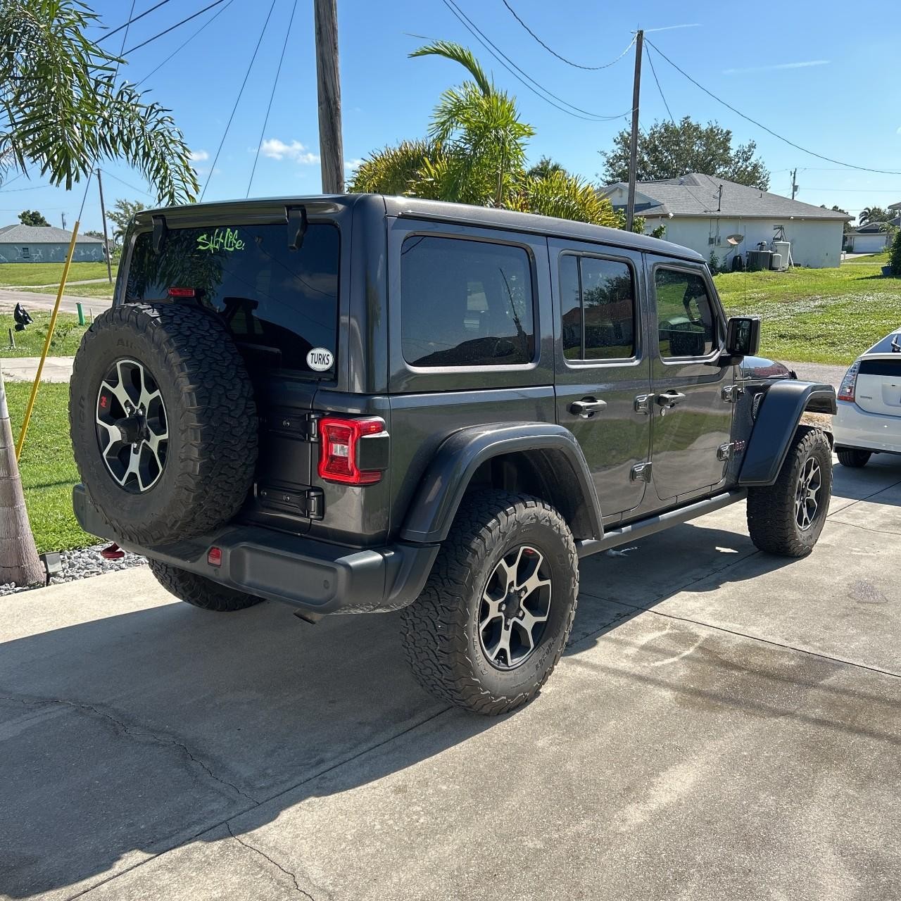 Jeep Wrangler Unlimited Vehicle Full-screen Gallery Image 5