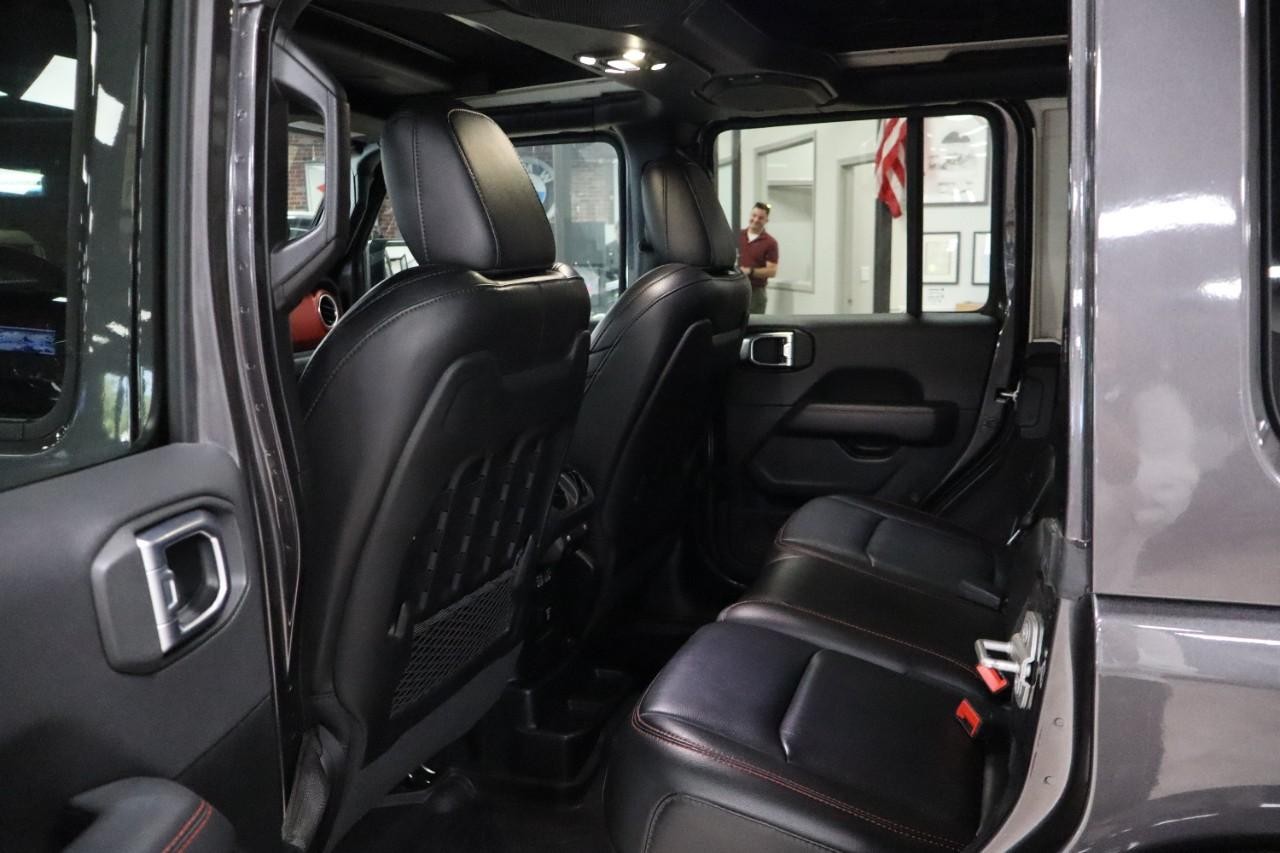 Jeep Wrangler Unlimited Vehicle Full-screen Gallery Image 19