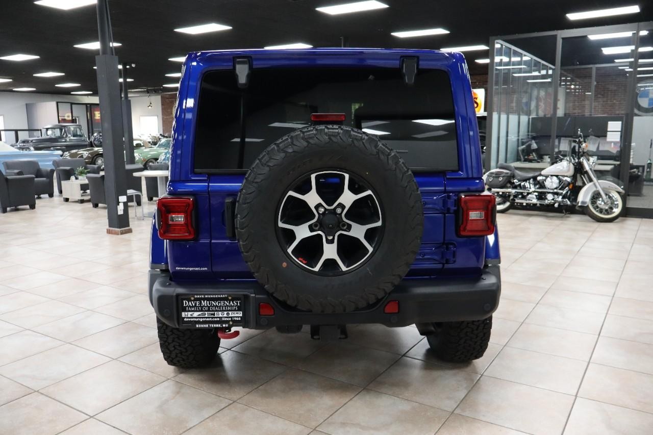 Jeep Wrangler Unlimited Vehicle Full-screen Gallery Image 4