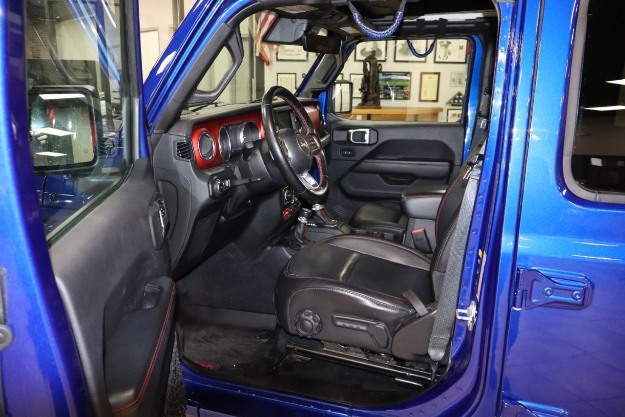 Jeep Wrangler Unlimited Vehicle Full-screen Gallery Image 9