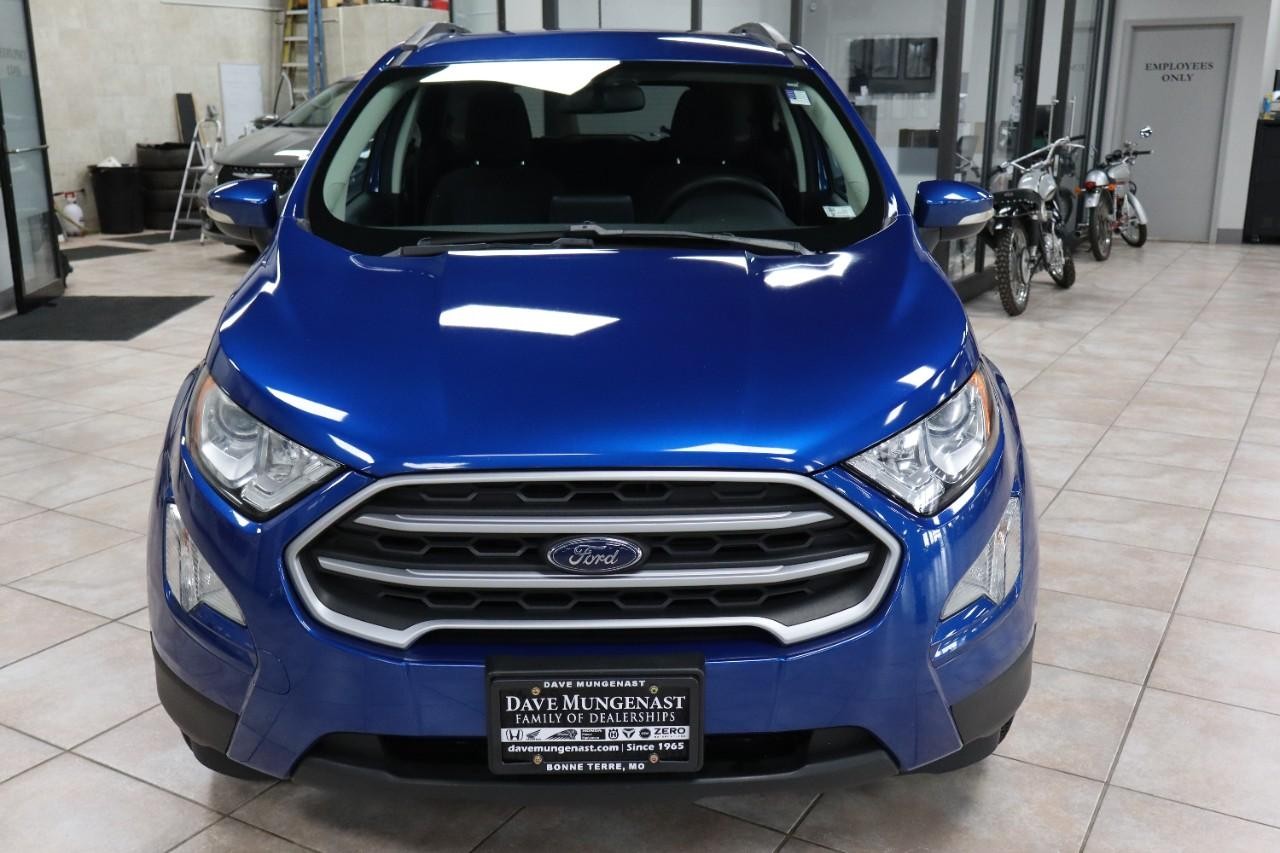 Ford EcoSport Vehicle Full-screen Gallery Image 9